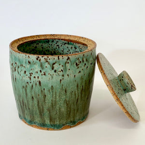 Lidded container: Birds-egg green.  0031